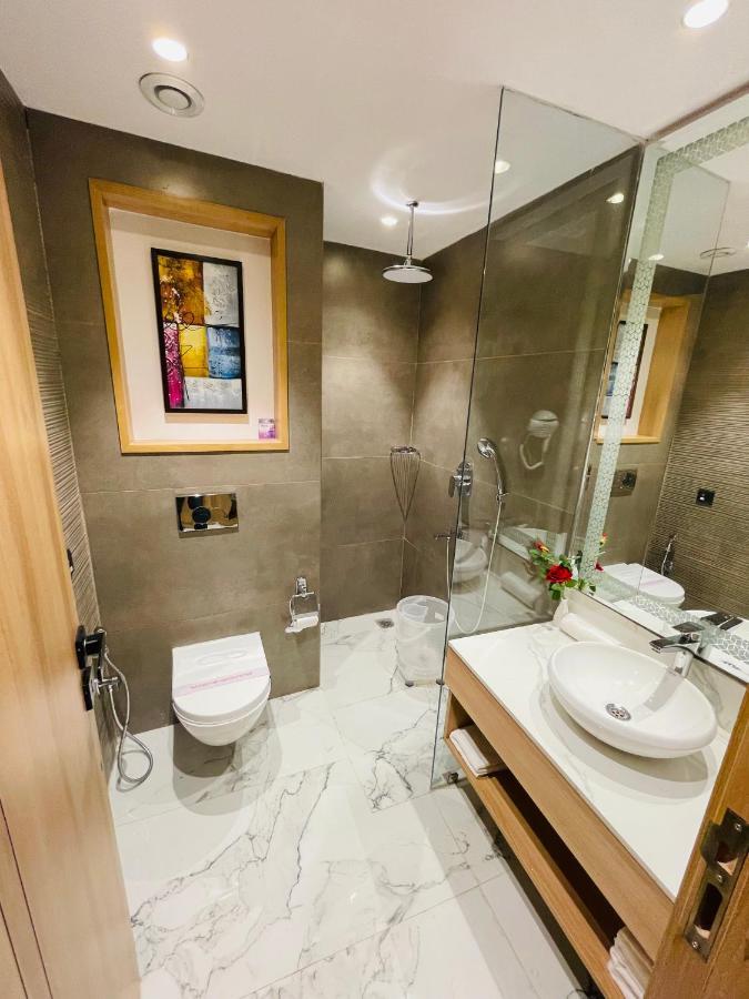 Hotel Malbork Inn @ Janakpuri Дели Экстерьер фото